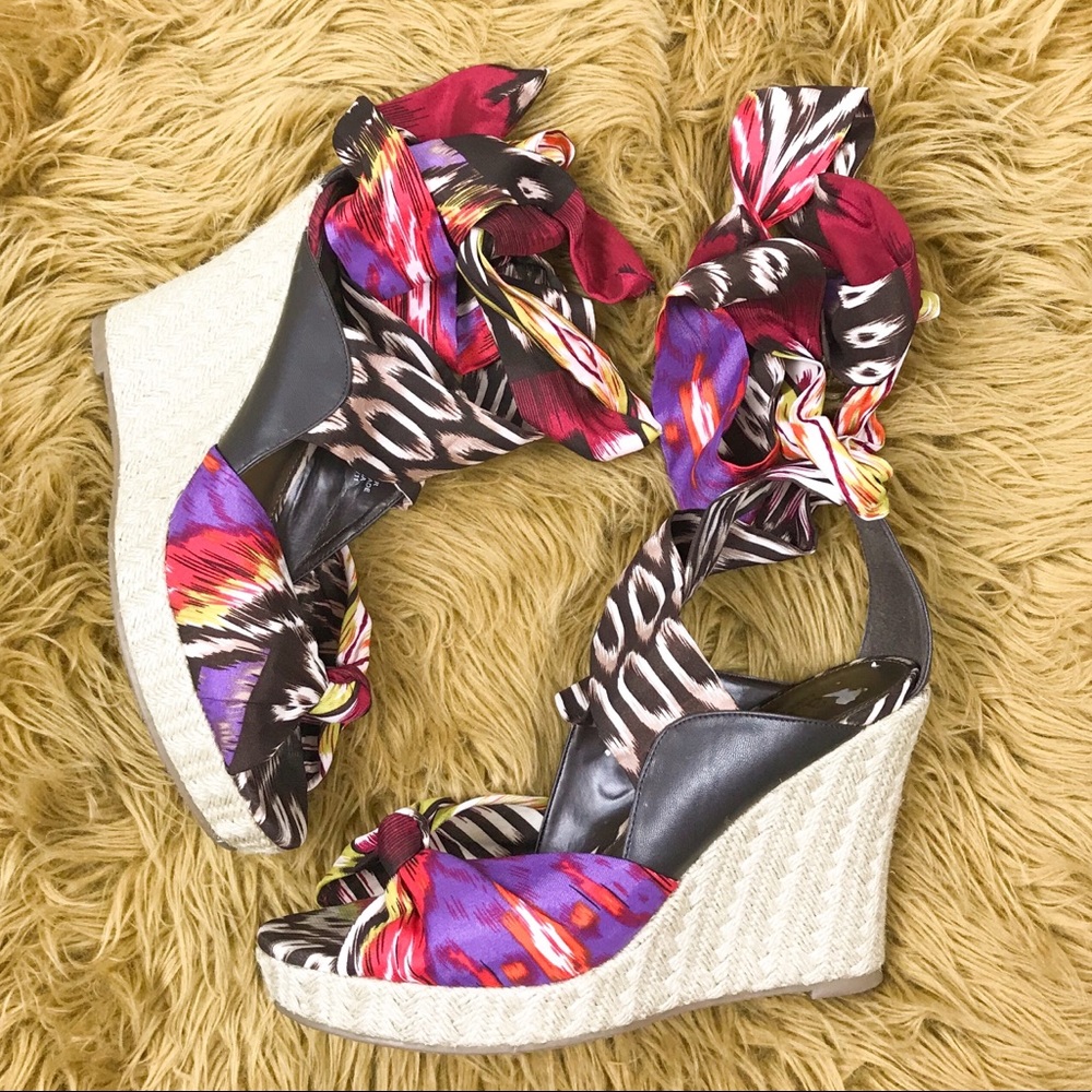 A.N.A multi print scarf wrap wedge sz 10